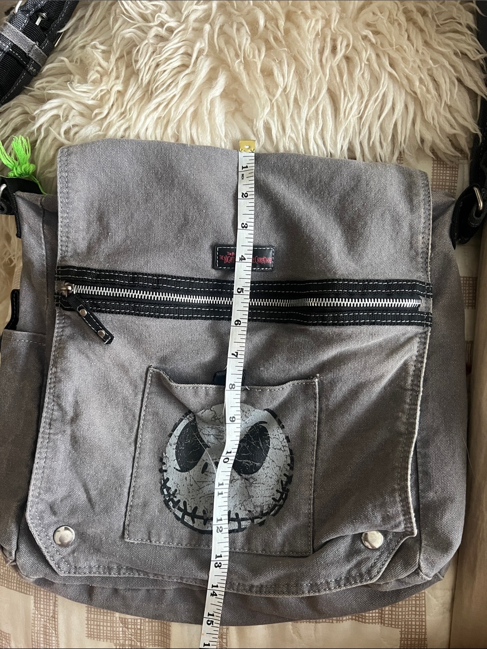 Gray Canvas Messenger Bag with Jack Skellington Graphic - Unbranded - Picture 5 of 5